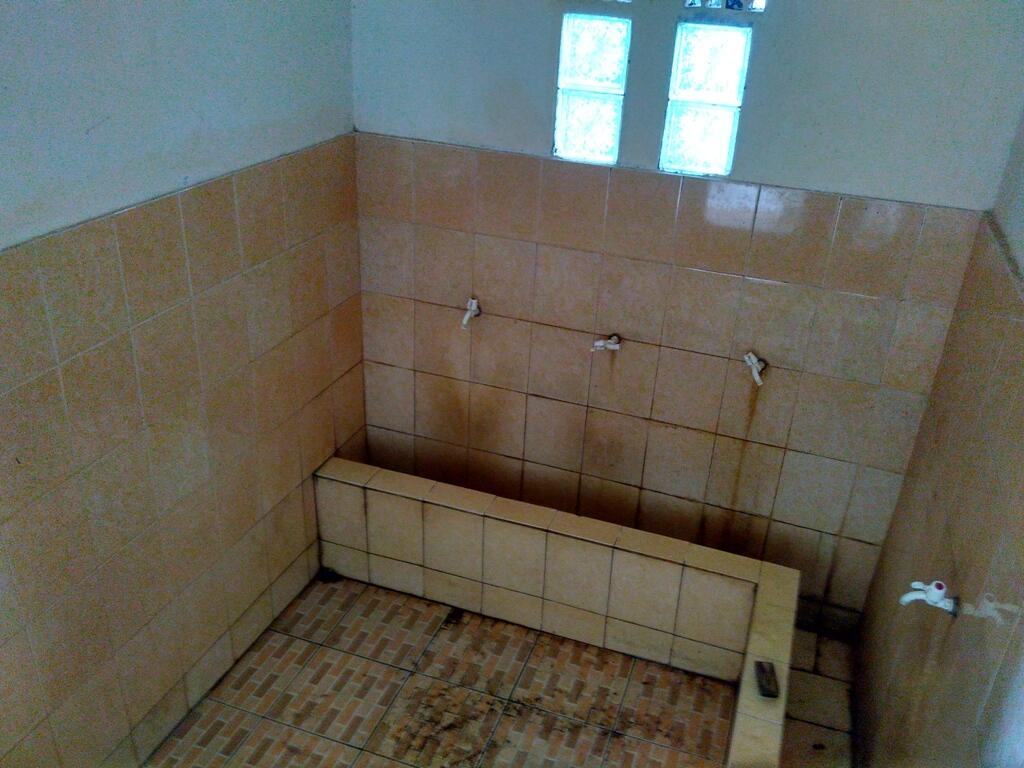 &#91;FR&#93; Aksi Bersih bersih Masjid Kaskus Reg. Bogor Bersama Smartfren