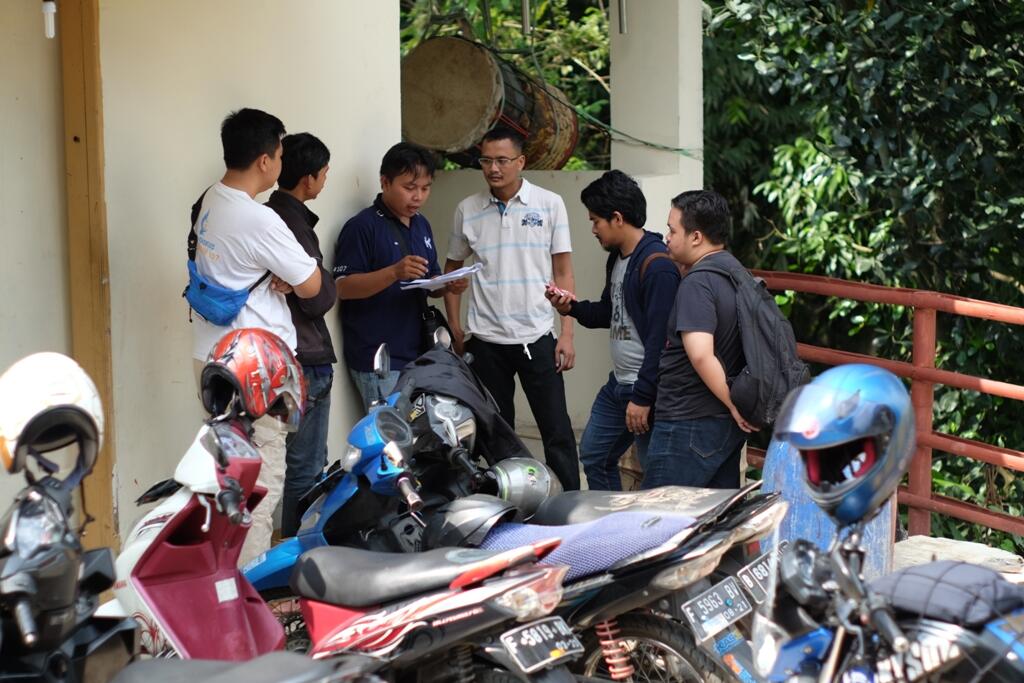 &#91;FR&#93; Aksi Bersih bersih Masjid Kaskus Reg. Bogor Bersama Smartfren