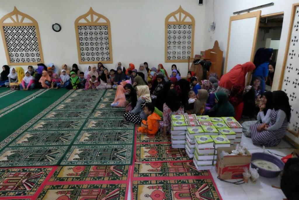 &#91;FR&#93; Aksi Bersih bersih Masjid Kaskus Reg. Bogor Bersama Smartfren