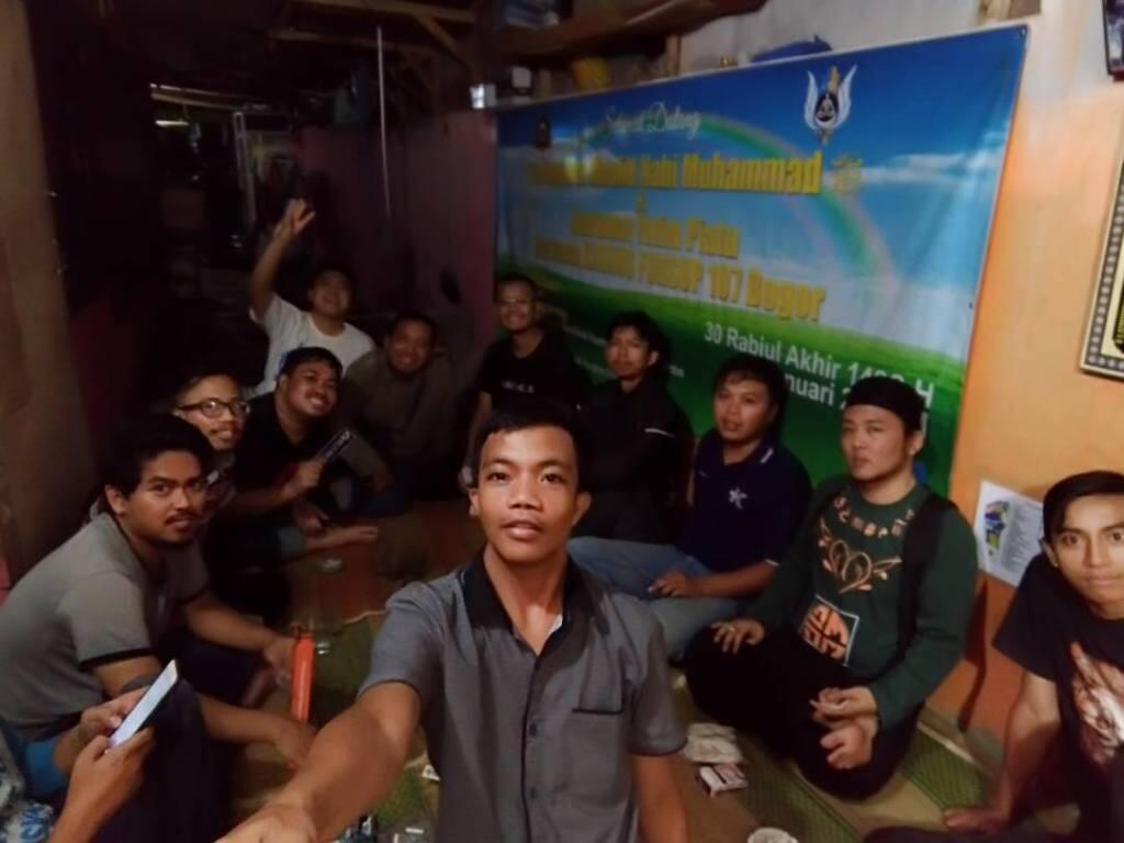 &#91;FR&#93; Aksi Bersih bersih Masjid Kaskus Reg. Bogor Bersama Smartfren