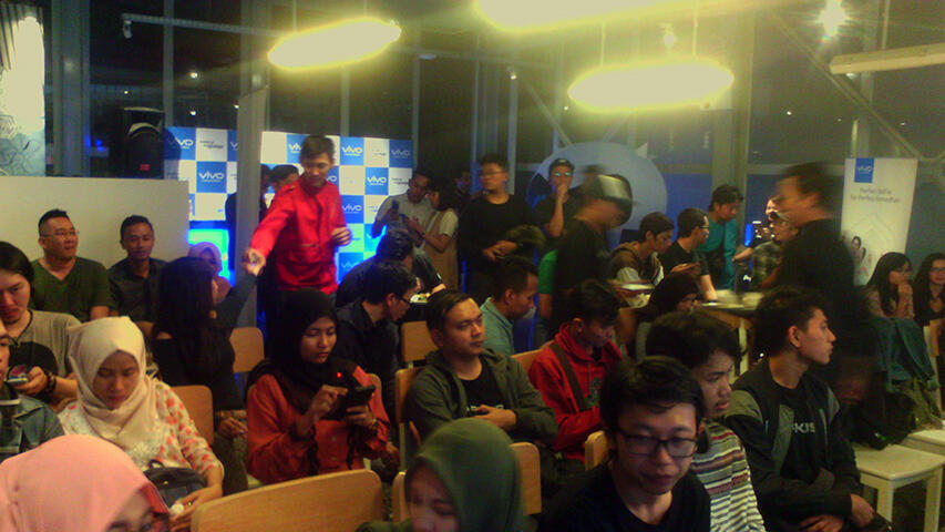 &#91;Field Report&#93; Cari Tahu Perfect Selfie di KASKUS The Lounge with Vivo V5s Pure White