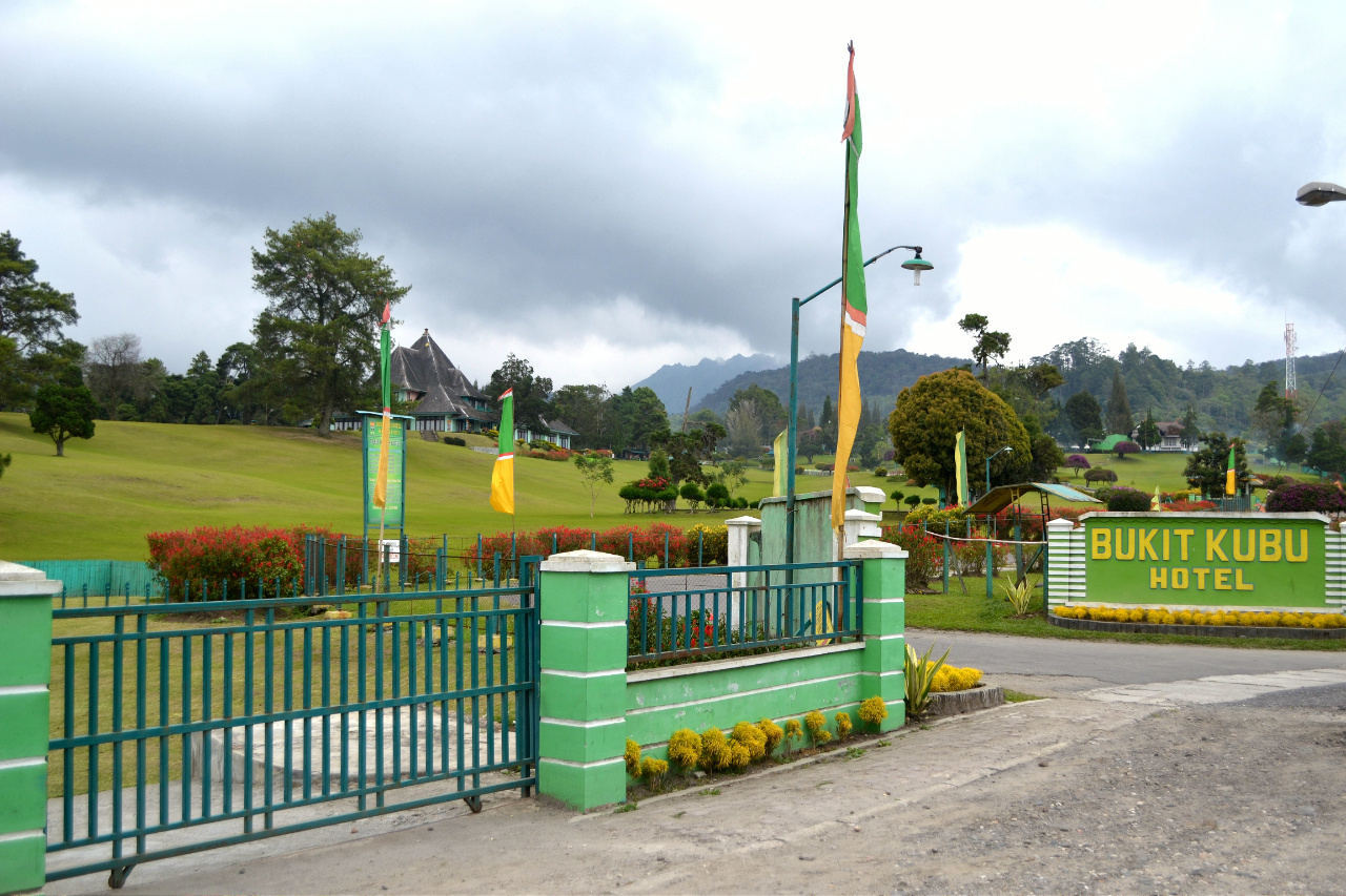"Bukit Kubu" serasa berada ditaman era abad pertangahan Eropa yang epik