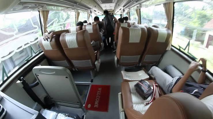 Tips memilih tempat duduk yang aman dalam bus ketika mudik.