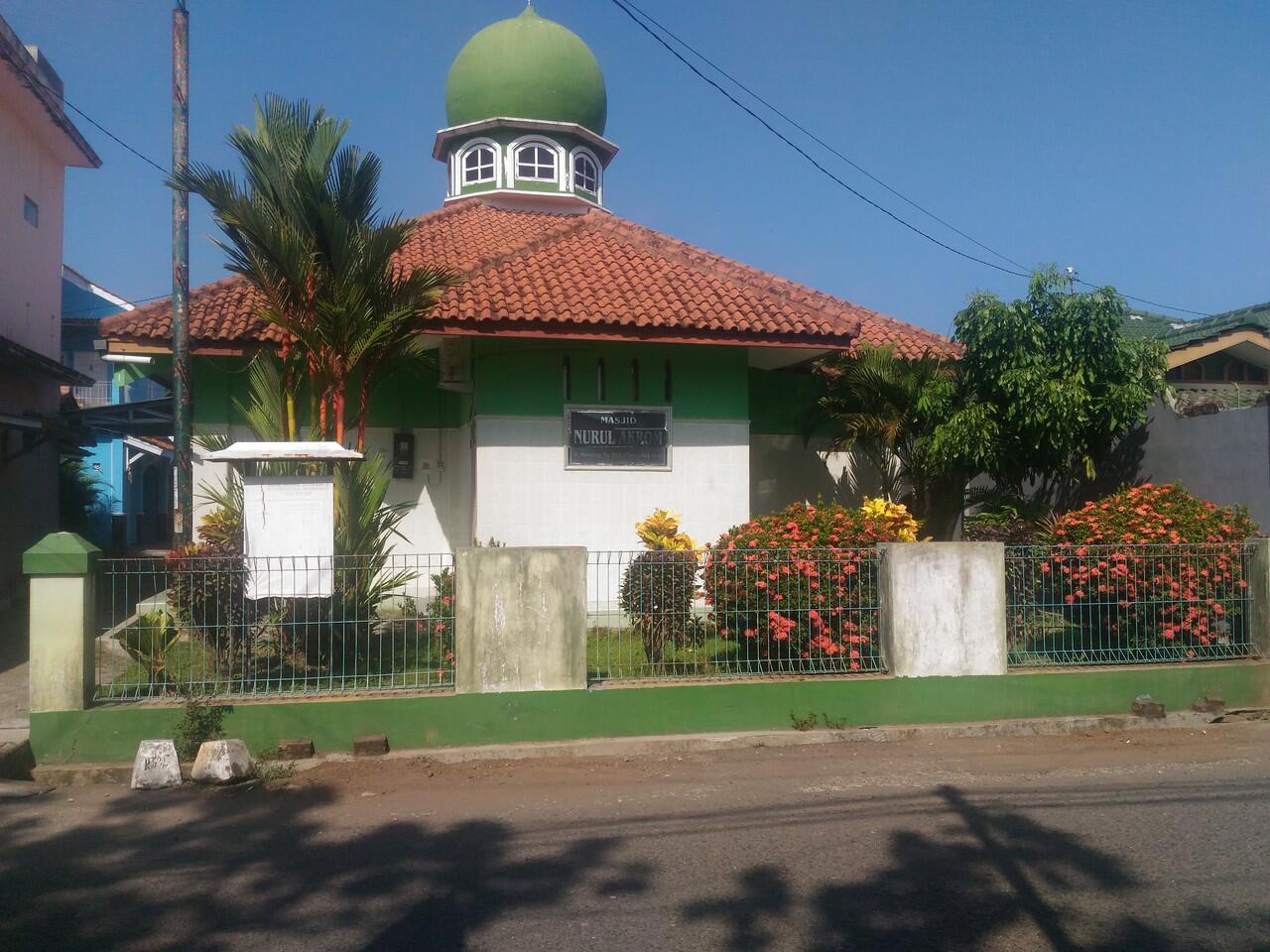 &#91;FR&#93;BERSIH MASJID - Aksi Kaskuser di Bulan Ramadhan bersama Smartfren