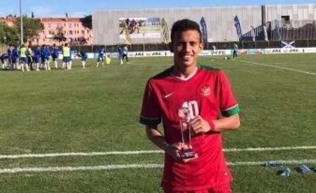 Pemain Termuda Sepak Bola Tim Nas U - 22