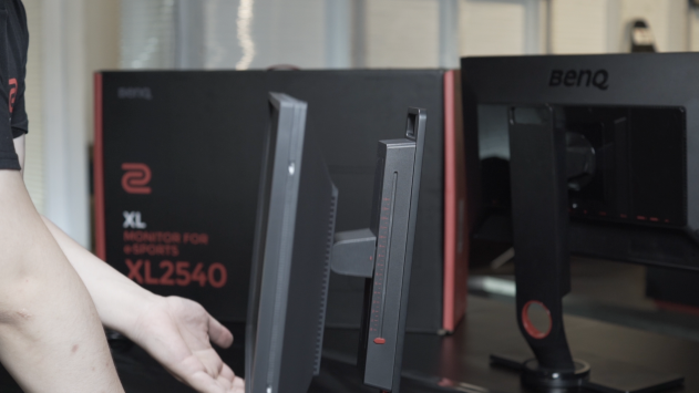 &#91;UNBOXING&#93; BenQ ZOWIE XL2540 240Hz eSports Gaming Monitor