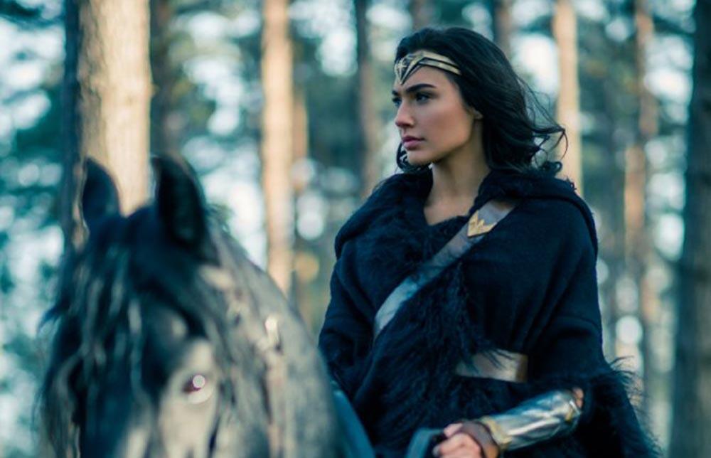 5 Sifat Cewek dari Wonder Woman yang Digilai Para Cowok