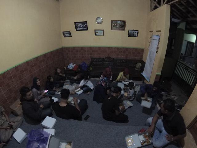 &#91;FR&#93; Buka Puasa Bersama Panti Asuhan Asy-Syarif