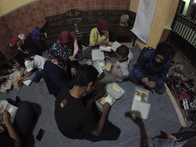 &#91;FR&#93; Buka Puasa Bersama Panti Asuhan Asy-Syarif