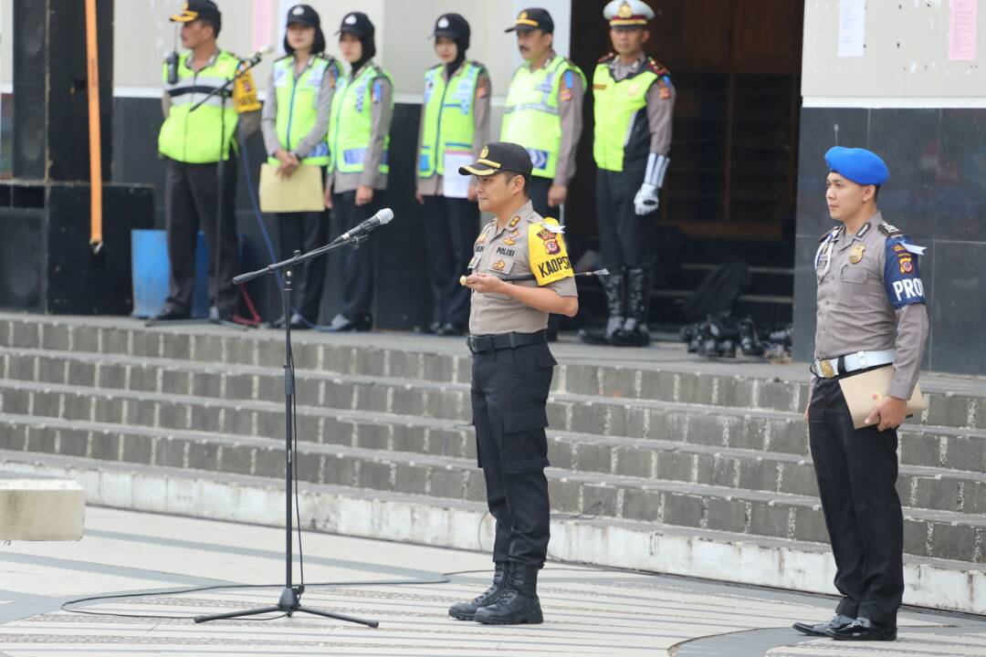 Polres Kuningan Gelar Apel Pengamanan Malam Takbiran