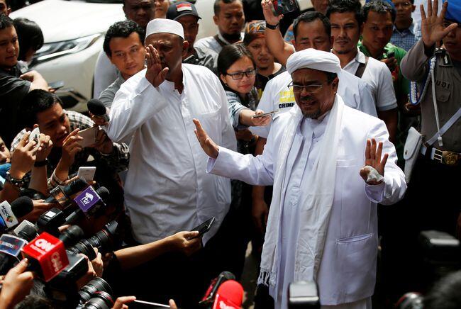 GNPF MUI Temui Jokowi, Kuasa Hukum Rizieq Berharap Kasus Berhenti