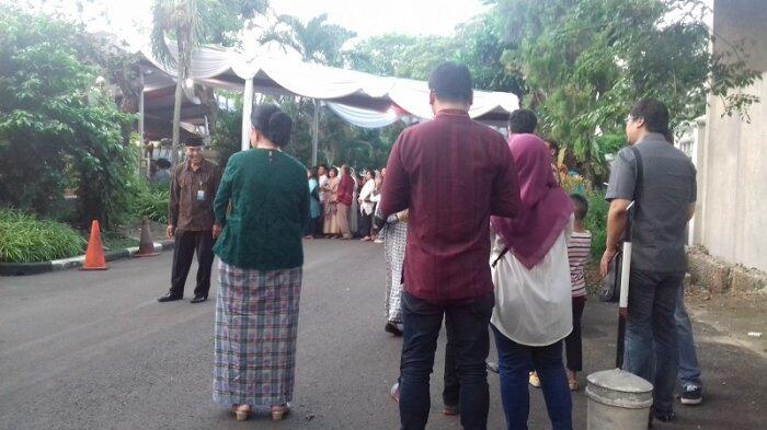 Open House di Kediaman BJ Habibie Dipadati Warga dan Pejabat