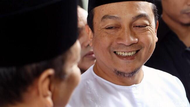 Lebaran, Bachtiar Nasir dan Tim GNPF MUI Bertemu Jokowi di Istana