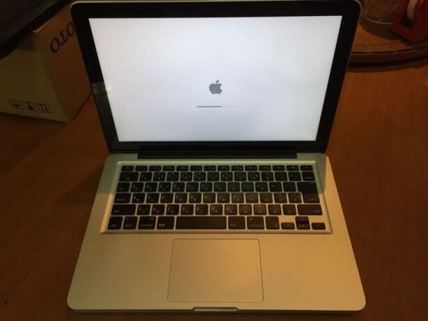 Macbook Pro 13&quot; Like New Japanese Keyboard Rare