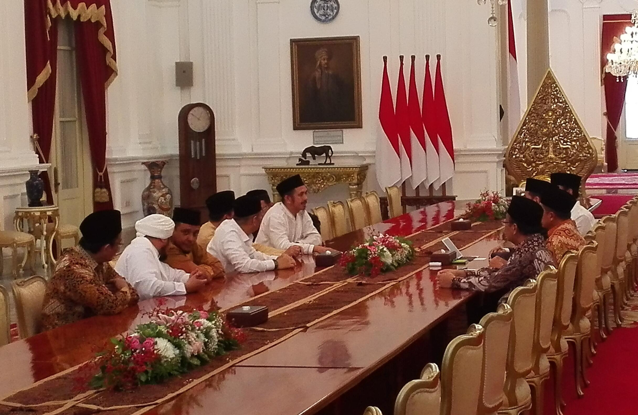 Rizieq Bersyukur GNPF MUI Bertemu Jokowi