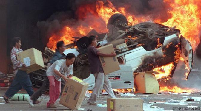 Kisah Bambang Selamatkan 9 Orang Tionghoa Saat Tragedi Mei 1998