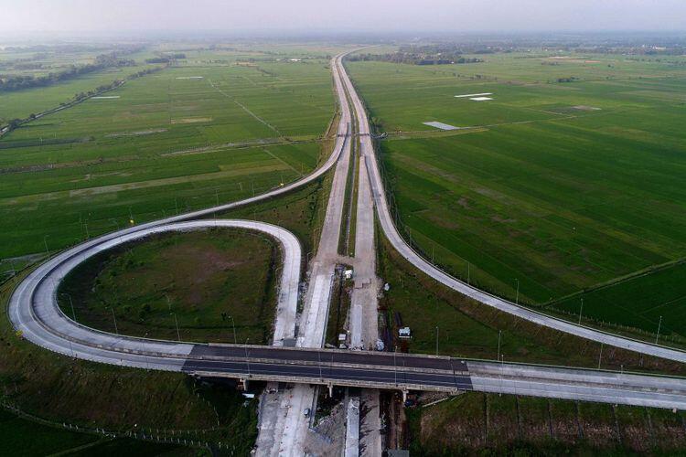 Netizen Malaysia Puji Pembangunan Tol Trans-Jawa