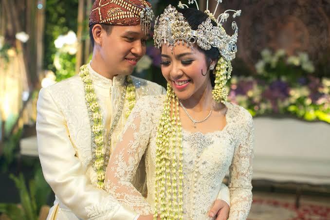 Mitos Alasan Orang Sunda Tak Boleh Nikah Dengan Orang Jawa  KASKUS