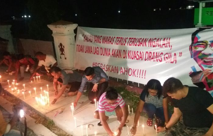 Rayakan Ultah Ahok di Kalijodo Ditutup dengan Menyalakan Lilin