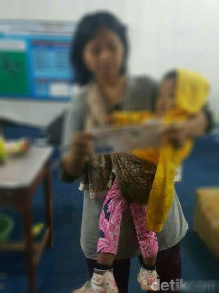 Keterlaluan! Pemudik Wanita Bawa Bayi Dipaksa Turun Dijalan