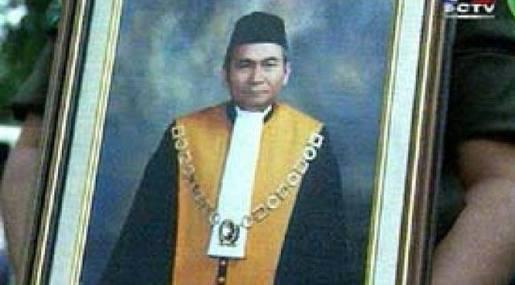 Mereka Yang &quot;Dihabisi&quot; Karena Memberantas Korupsi