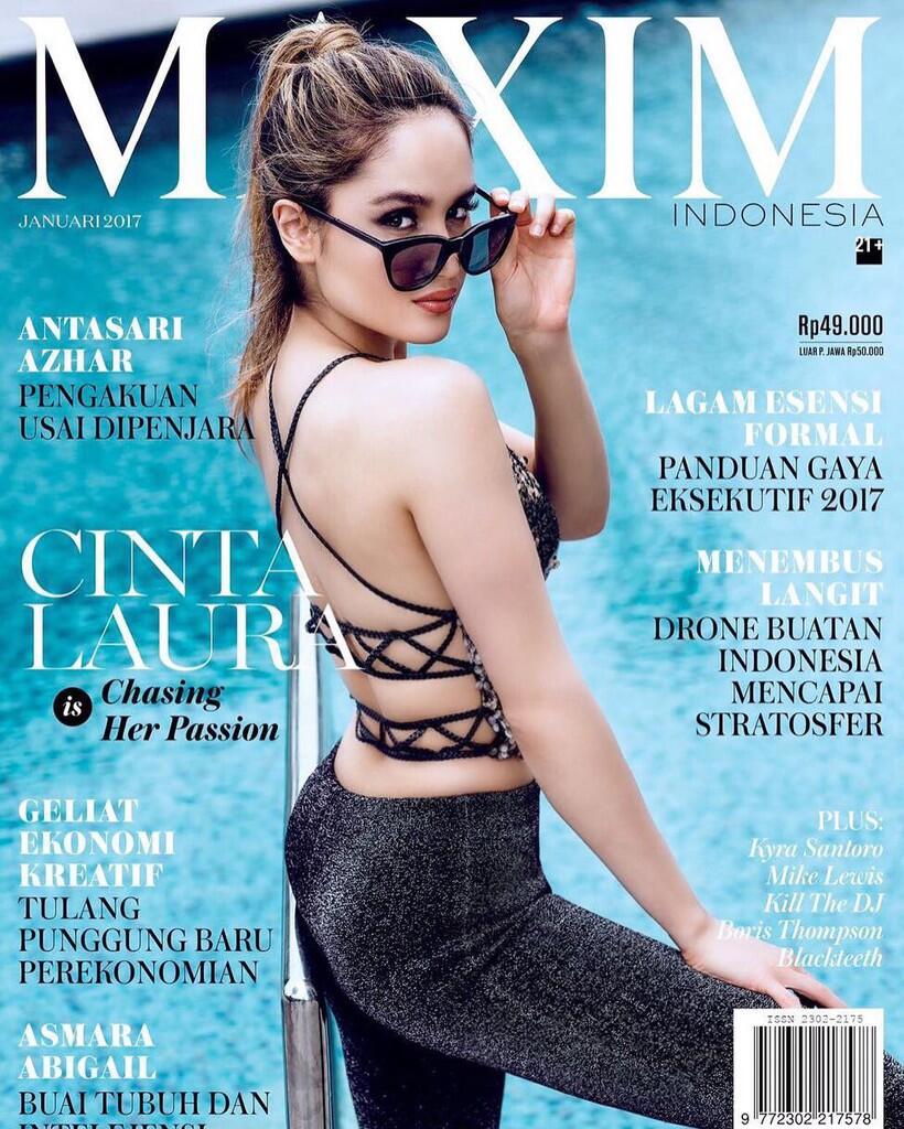 Pose Seksi Cinta Laura Untuk Majalah Dewasa