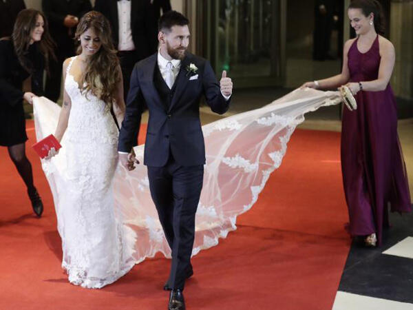 Lionel Messi Membuktikan Kesetiaannya dengan Menikahi Antonella Roccuzzo