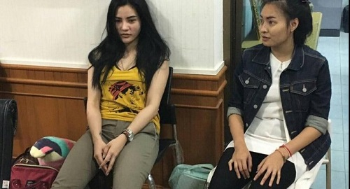 Gadis Cantik ini Mendadak Viral Karena Aksi Sadisnya