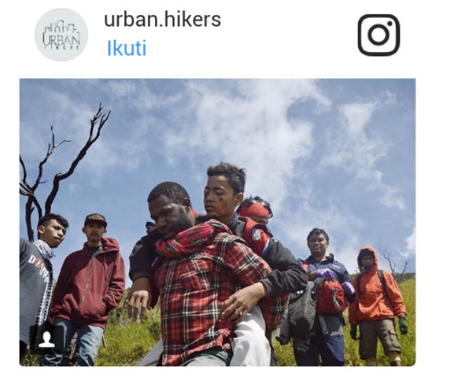 Ribuan Netizen Buru Pria Papua yang Ada dalam Foto Ini, Kenapa?