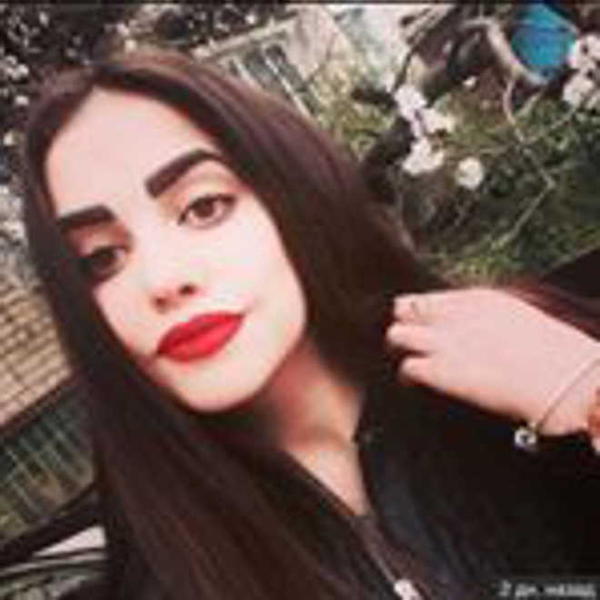 Ngeri! Ratu Kecantikan Tewas Saat Main Instagram