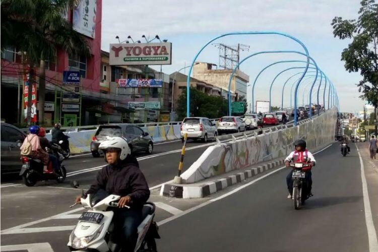 Flyover penuh seni yang cakep bangettttttt