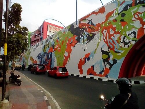 Flyover penuh seni yang cakep bangettttttt