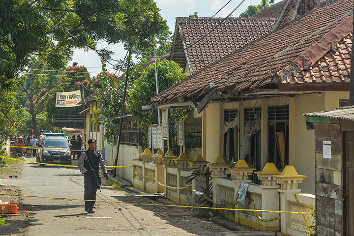 Ledakan Guncang KUA Sidareja di Cilacap