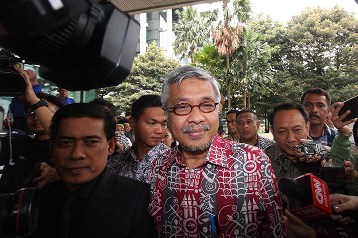 Sebagai Tersangka, KPK Periksa Gubernur Sultra Terkait Penerbitan Izin Tambang
