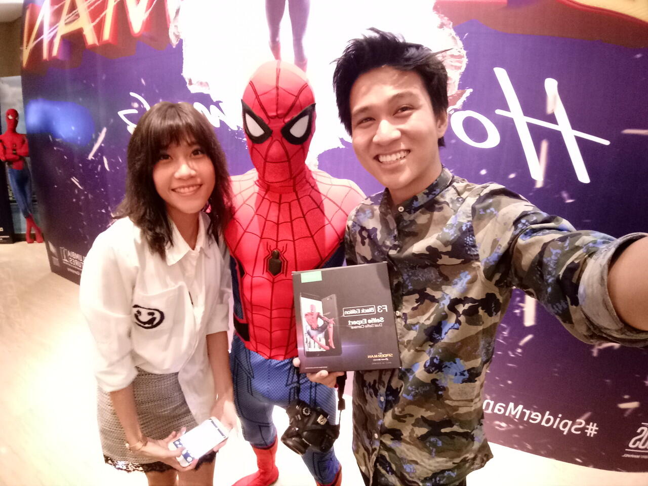 OPPO F3 Black Edition; Spider-Man: Homecoming Limited Collection Pack!