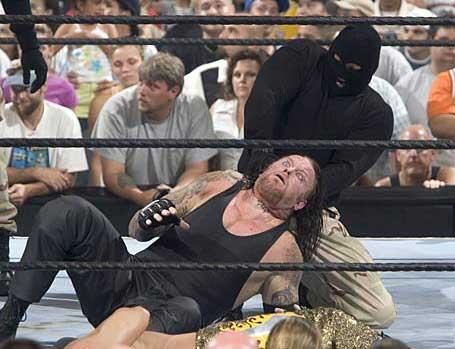 Kontroversi bom di London yang menjatuhkan karir pegulat WWE Muhammad Hassan