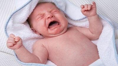 Bingung Kenapa Bayi Menangis? Mungkin Ini Penyebabnya