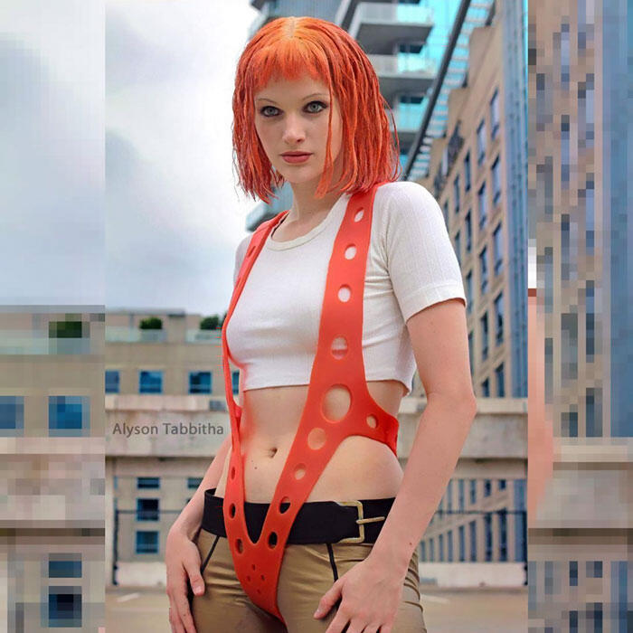 Wanita Cosplayer Ini Dapat Berubah Menjadi Karakter Apa Pun
