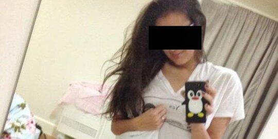 Bikin Heboh! ABG Cantik Ini Sudah Lepas Celana Saat Digerebek