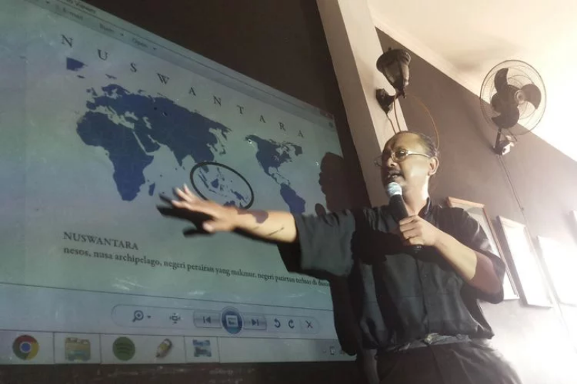 Gaj Ahmada Viral dan Diolok-olok, Apa Kata Penulis Buku?