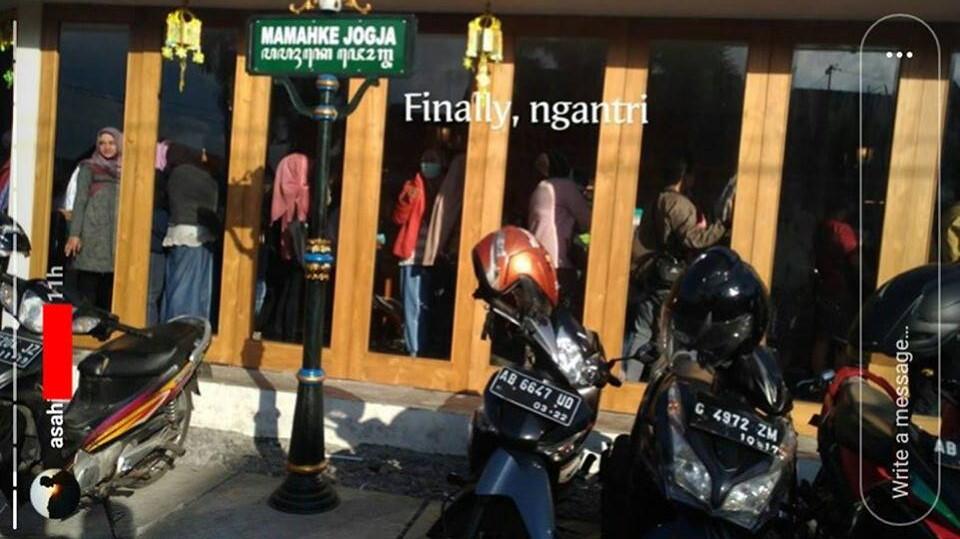 

Keluhan netizen saat mau beli produk Mamahke Jogja, antre sampai 8 jam

