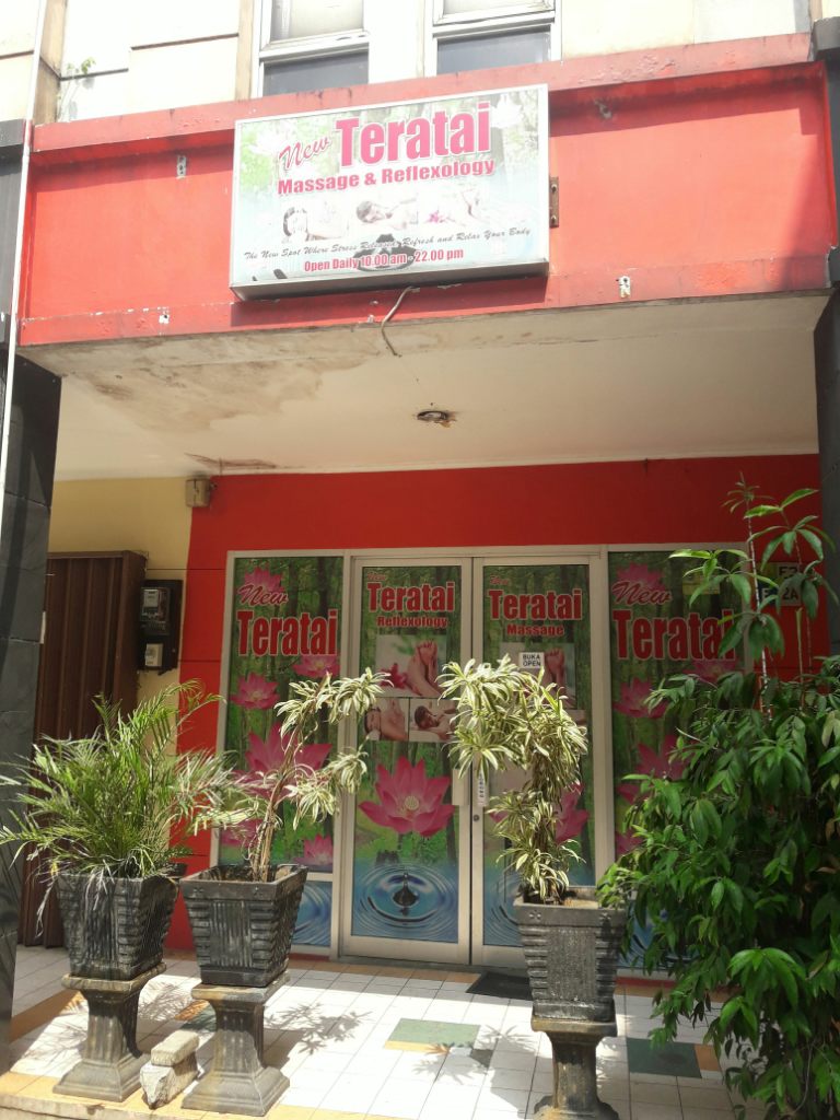 TERATAI MASSAGE FAMILY BINTARO