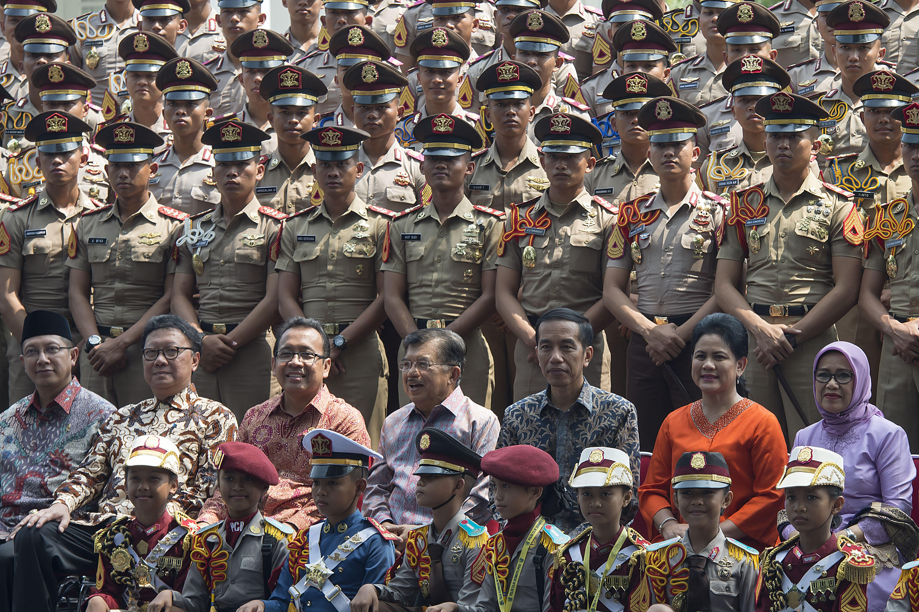 Presiden Instruksikan Polri Terus Perbaiki Diri