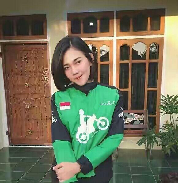 Sopir Ojek Online Dibawah Ini Pasti Bikin Kamu Baper