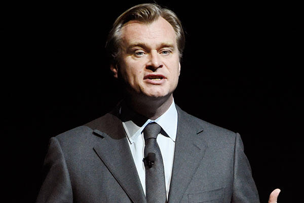 Christopher Nolan Tidak Tahu Ketenaran Harry Styles