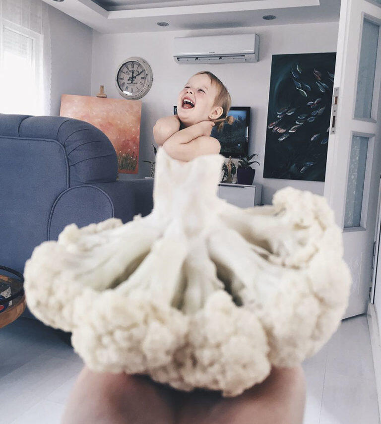 Anak Ini Mendadak Viral Karena Bunga dan Sayuran!
