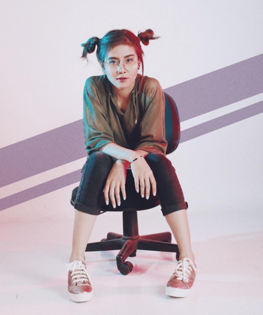 5 Dara Cantik ini Terkenal karena Media Sosial