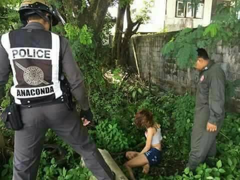 Gadis Cantik Ini Ditemukan Tergeletak di Semak-semak, Ada Kondom dan Sperma