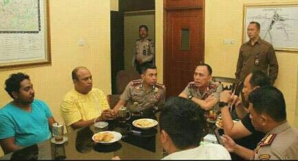 Penjelasan Kapolda Metro Soal Foto Semeja dengan Pembacok Hermansyah