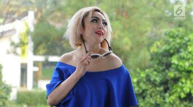 Langsing, Regina Eks Farhat Abbas Bikin Pangling